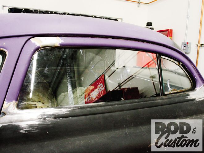 Project Purple Pig Power Window Installation - Glazed Expression