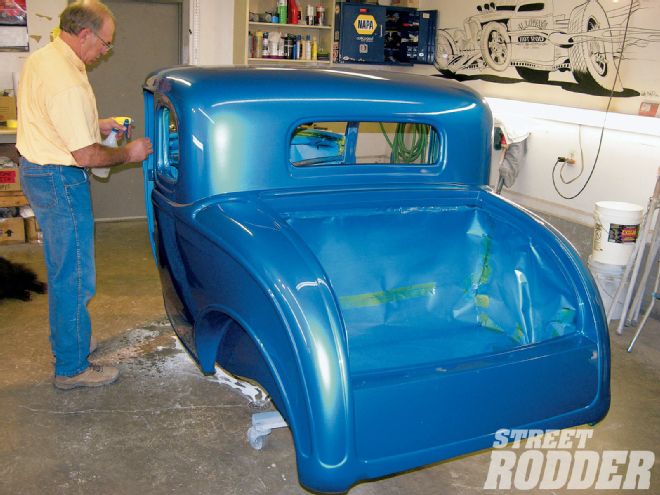 1009sr 09 O+1932 Ford Five Window Coupe+blue Roadster Shell