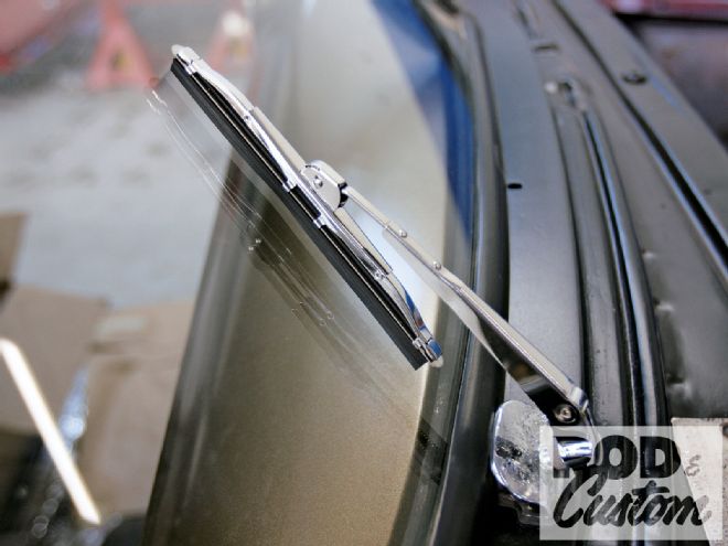 Two-Speed Wiper Installation - Clean Sweep