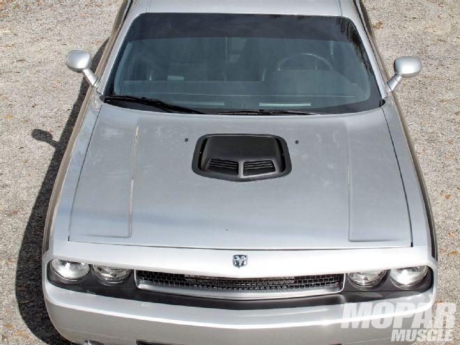 2009 Dodge Challenger R/T Classic Design Concept Shaker Hood