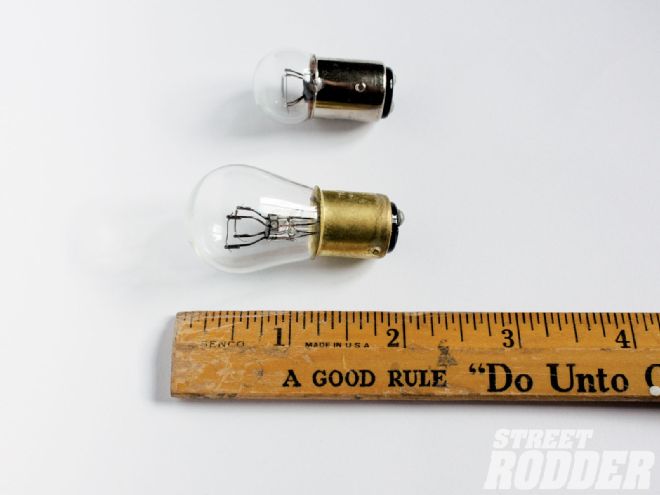 1005sr 02 O+1940 Ford Headlight Arrangement+light Bulbs
