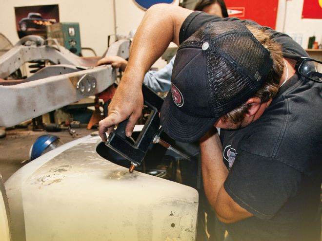 1946 Ford Pickup Stretched Sheetmetal Repair - Visit To The Shrink