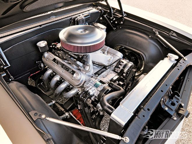 0905phr 01 Z+1970 Chevy Nova Firewall+engine