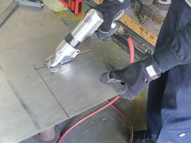 Hrdp 0805 04 Z+custom Metal Fabrication+cutting Sheetmetal With Snap On Air Shear