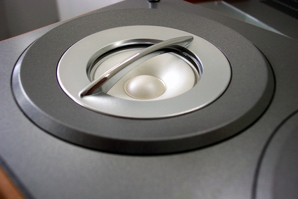 How to Remove a Rav4 Speaker