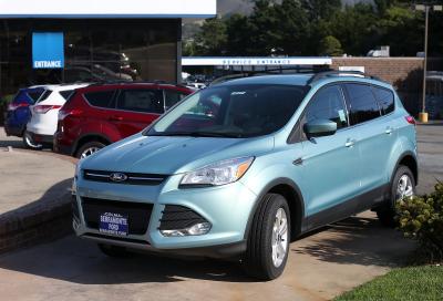 How to Upgrade Speakers on a Ford Escape