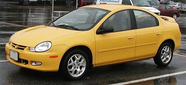 How to Remove the Stereo in a Dodge Neon