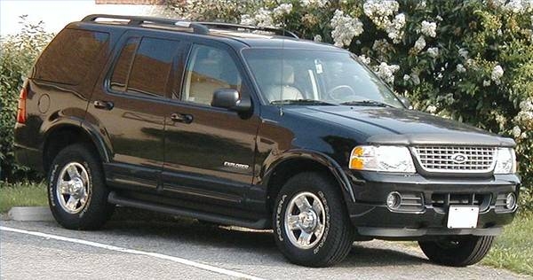 How to Remove the Radio in a 2002 Ford Explorer