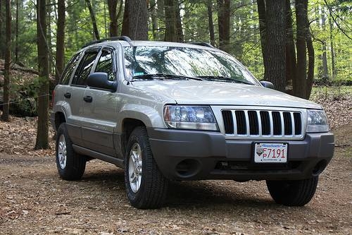 How to Change the Radio in a Grand Cherokee