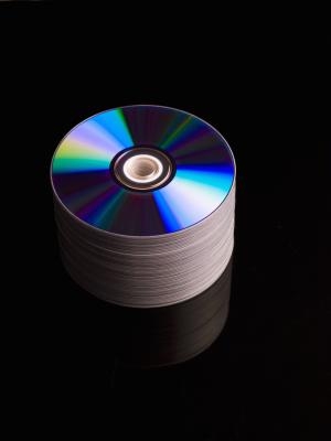 How to Remove a Stuck CD in a Jeep Cherokee Laredo