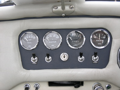 How to Wire an Auto Meter Amp Gauge (with Pictures)