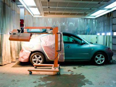 Different Colors to Paint a Car (with Pictures)