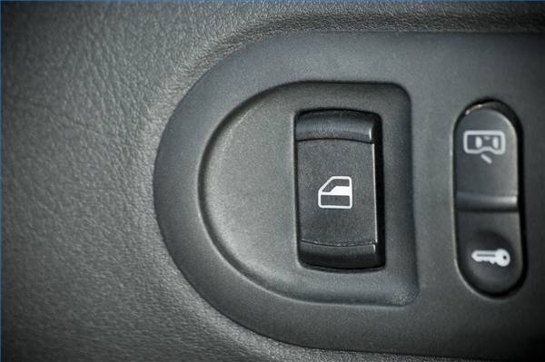 How Power Door Locks Work