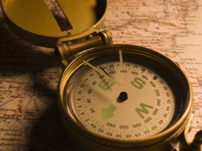 How to Set a Car Compass