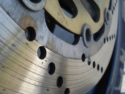 How to Change Brake Rotors on a 1998 Honda Civic