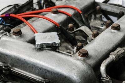 Signs & Symptoms of Bad Spark Plug Wires