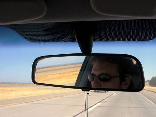 What Should I Do If My Rear View Mirror Falls Off?