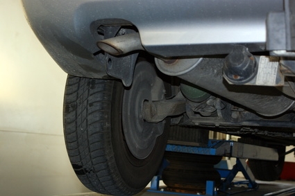 How to Replace Rear Struts