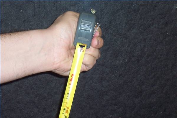 Replacing a Tape Measure Blade