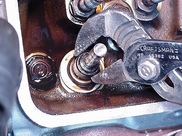 How to replace valve seals on your engine