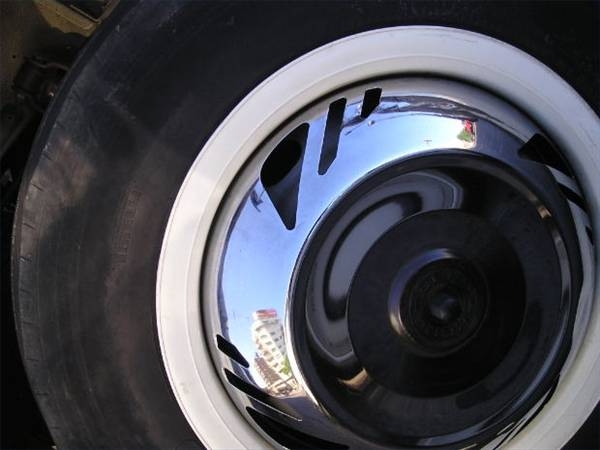 How to Remove Paint on Tires