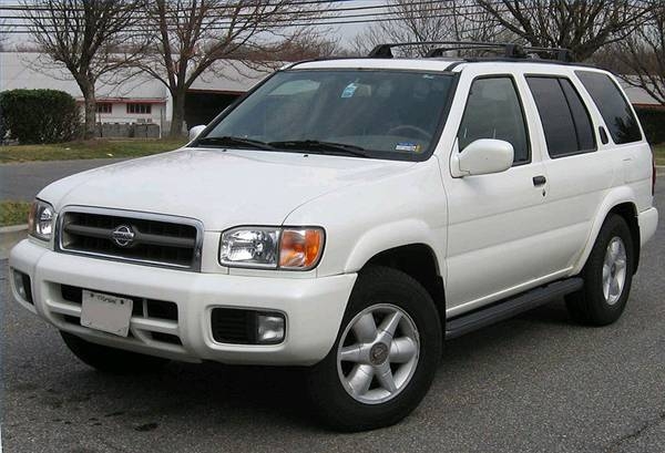How to Install a Starter on a Nissan Pathfinder