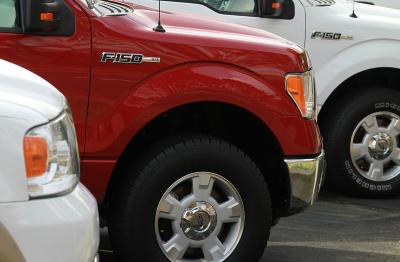 How to Tell If the Mass Air Flow Sensor Is Bad on a Ford 2005 F150?