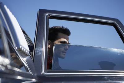 How to Troubleshoot Clicking in a Car's Power Window