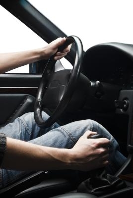 What Are Some Causes of Losing the Reverse Gear in a Manual Transmission?