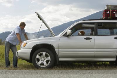 How to Tell the Difference Between an Exhaust Leak and a Valve Lifter