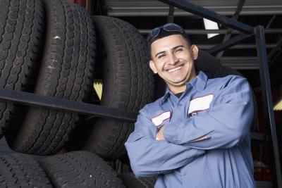 How to Check the Ball Joints on an Astro