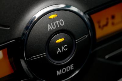 How to Tell If Your Car Is Low on Freon? (with Pictures)