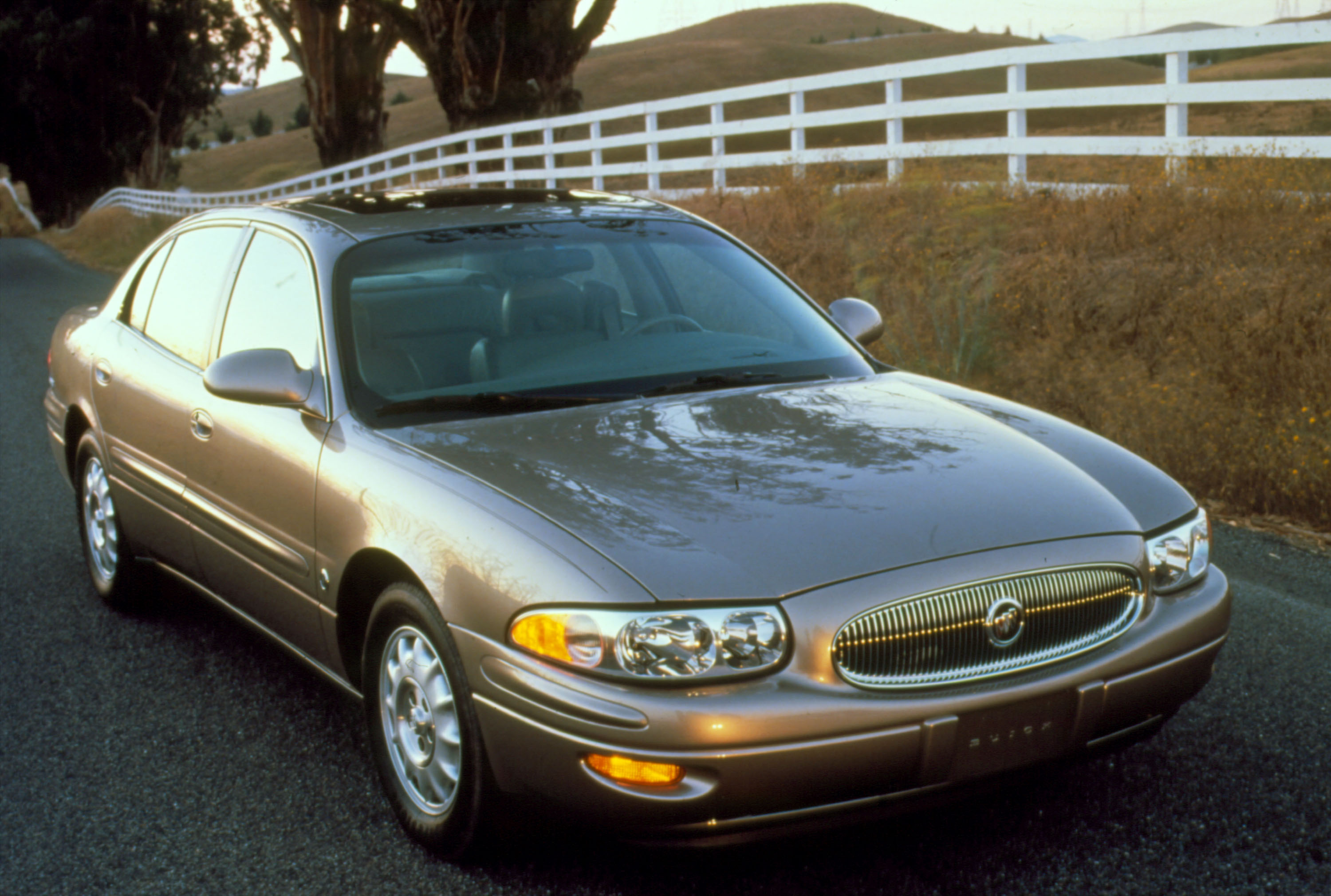 How to Remove the Belt Tensioner on a 1997 Buick LeSabre