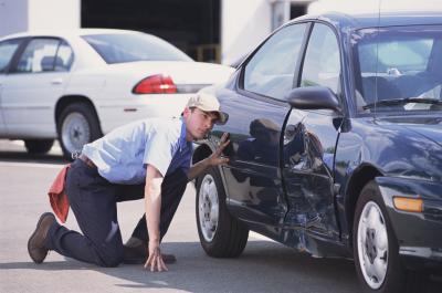 How to Remove Dents Using Heat & Co2