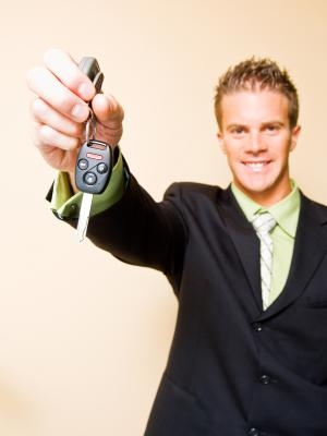 How to Charge a Mini Cooper Key