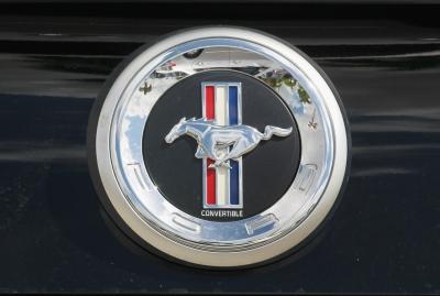 How to Remove the Ignition Lock in a 1995 Ford Mustang