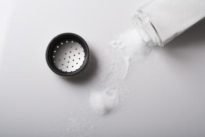How to Make Antifreeze With a Salt Brine Solution