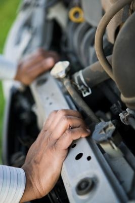 How to Repair the A/C Compressor in a '98 Acura Integra