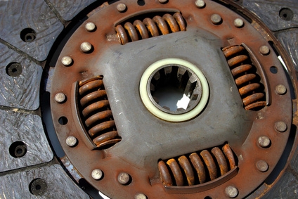 How to Install a Ford Clutch