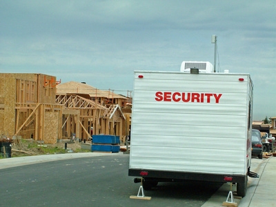 How to Install a Battery on a Fifth Wheel Trailer