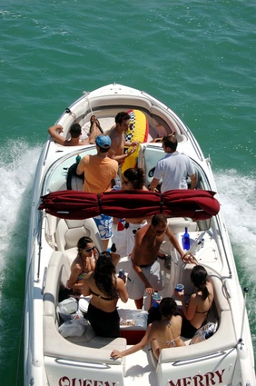 How to Install an Evinrude Propeller