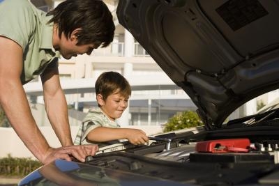 How to Change a Headlight on a 2001 Chevy Malibu