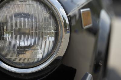 How Do I Replace a Headlight Bulb on a Mercedes Benz SLK 350?