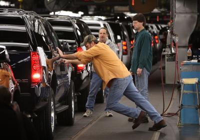 How to Reset the Service Engine Soon Light on a 2002 Suburban