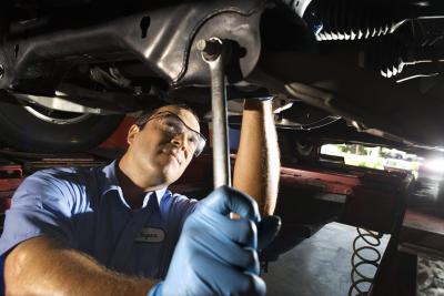 How to Change Wheel Studs With Disc Brakes