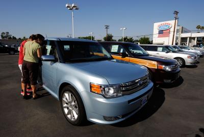 How to Change the Brake Pads on a 2006 Ford Expedition