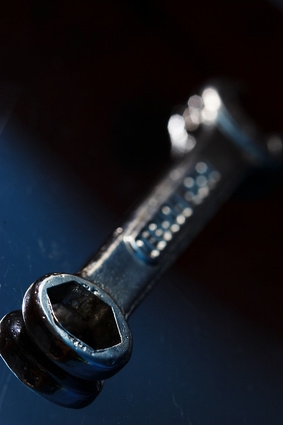 How to Adjust a C4 Transmission Cable