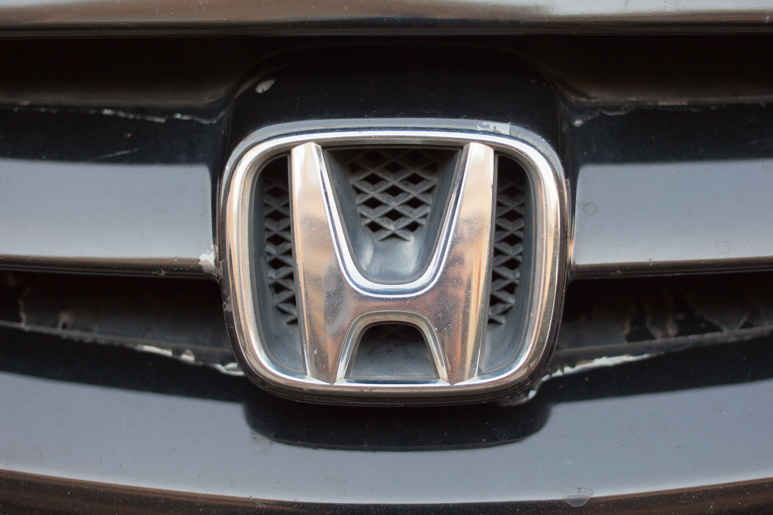 How to Unlock a Stuck Gas Tank Door on a Civic