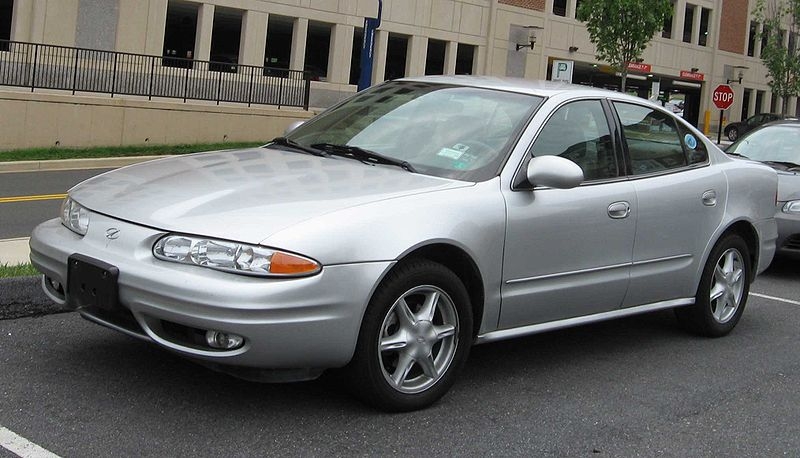 How to Replace the Blower Motor in an Alero