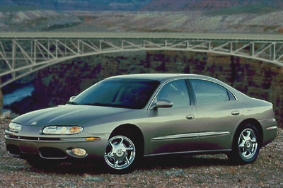 How to Replace an Oldsmobile Aurora Alternator